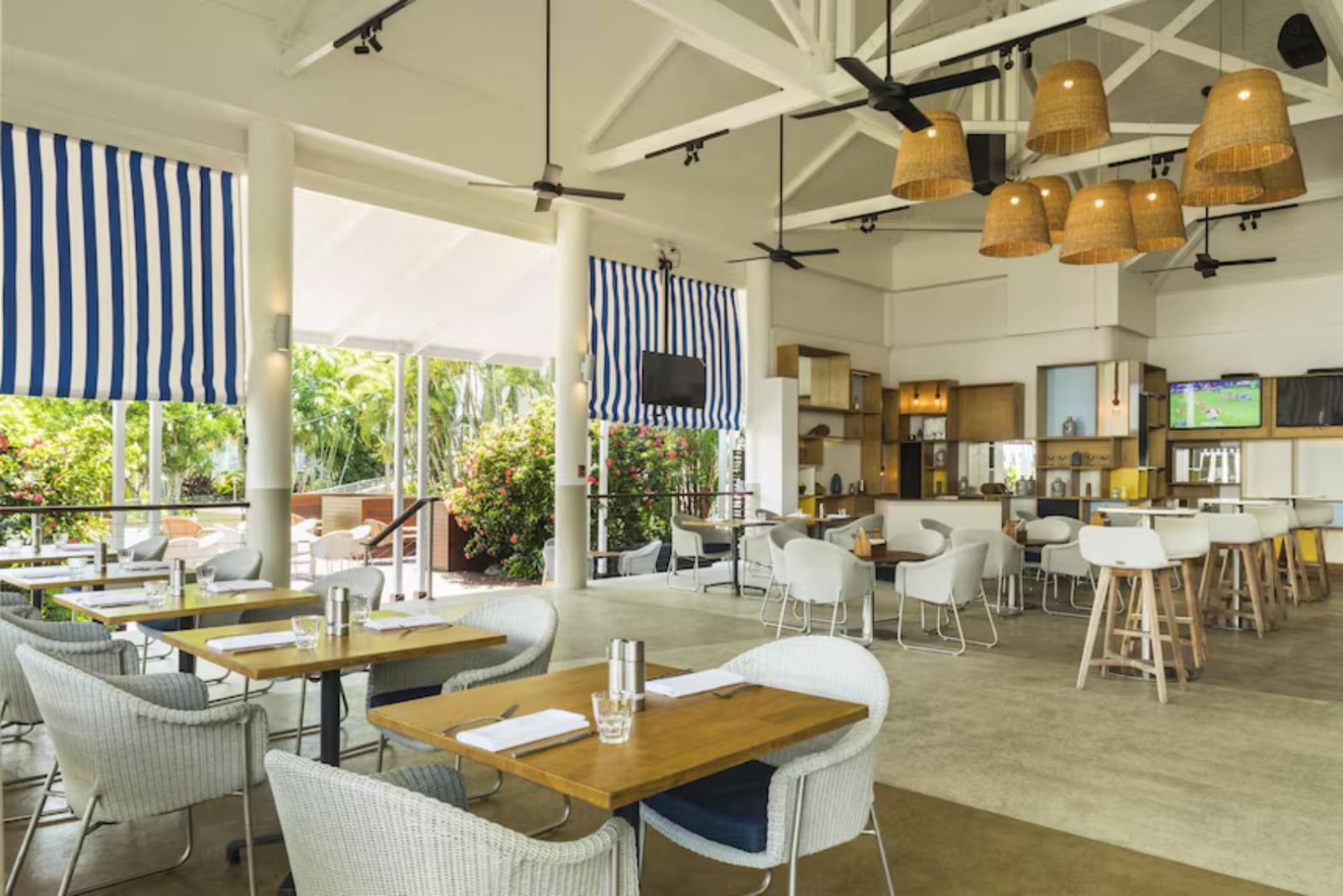 Satara Hospitality - Oaks Resort - The Lilypad