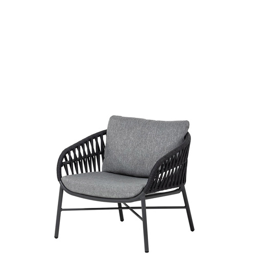 Sola Lounge Chair
