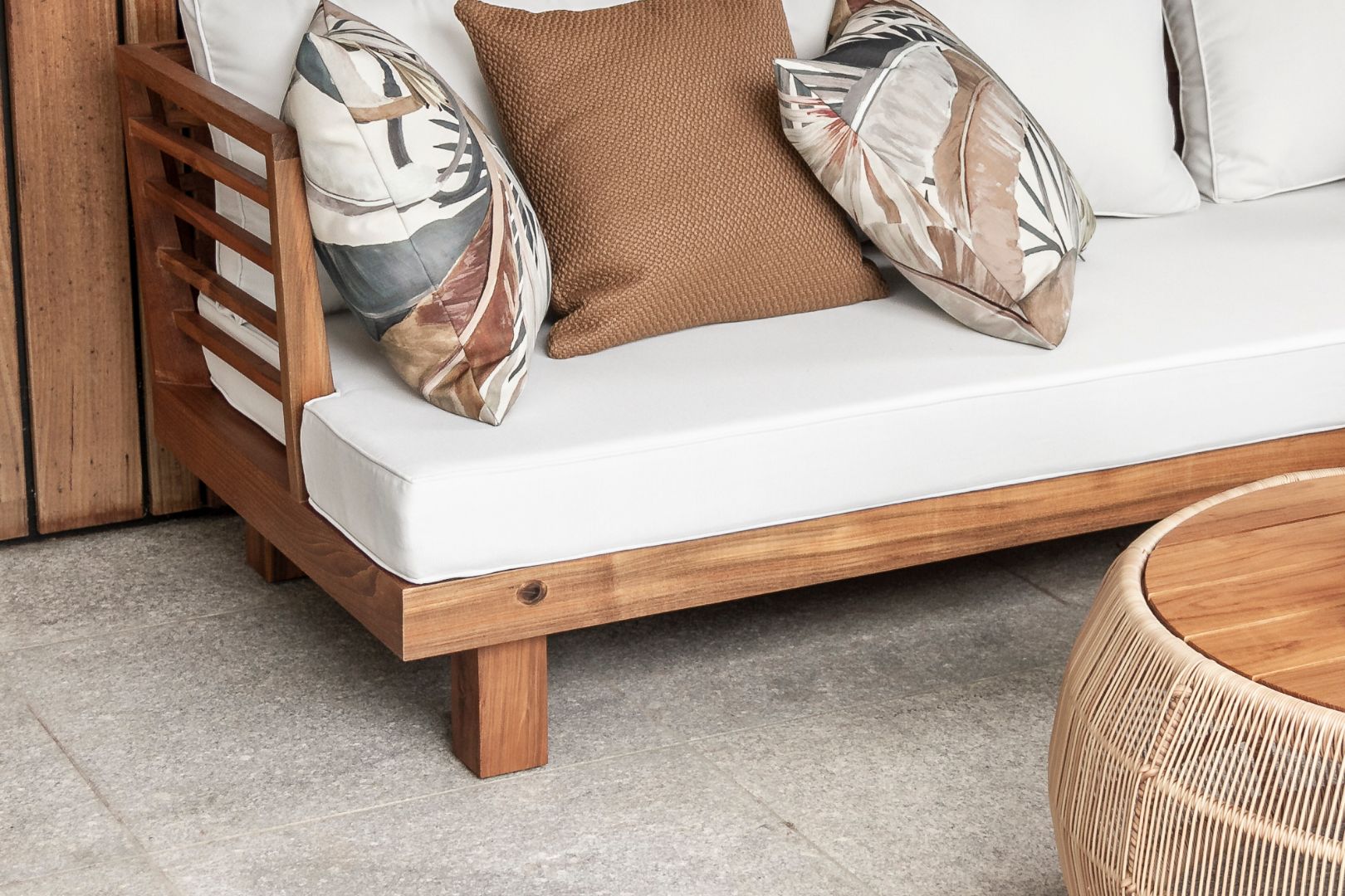 Why Teak for Outdoor Furniture? Satara